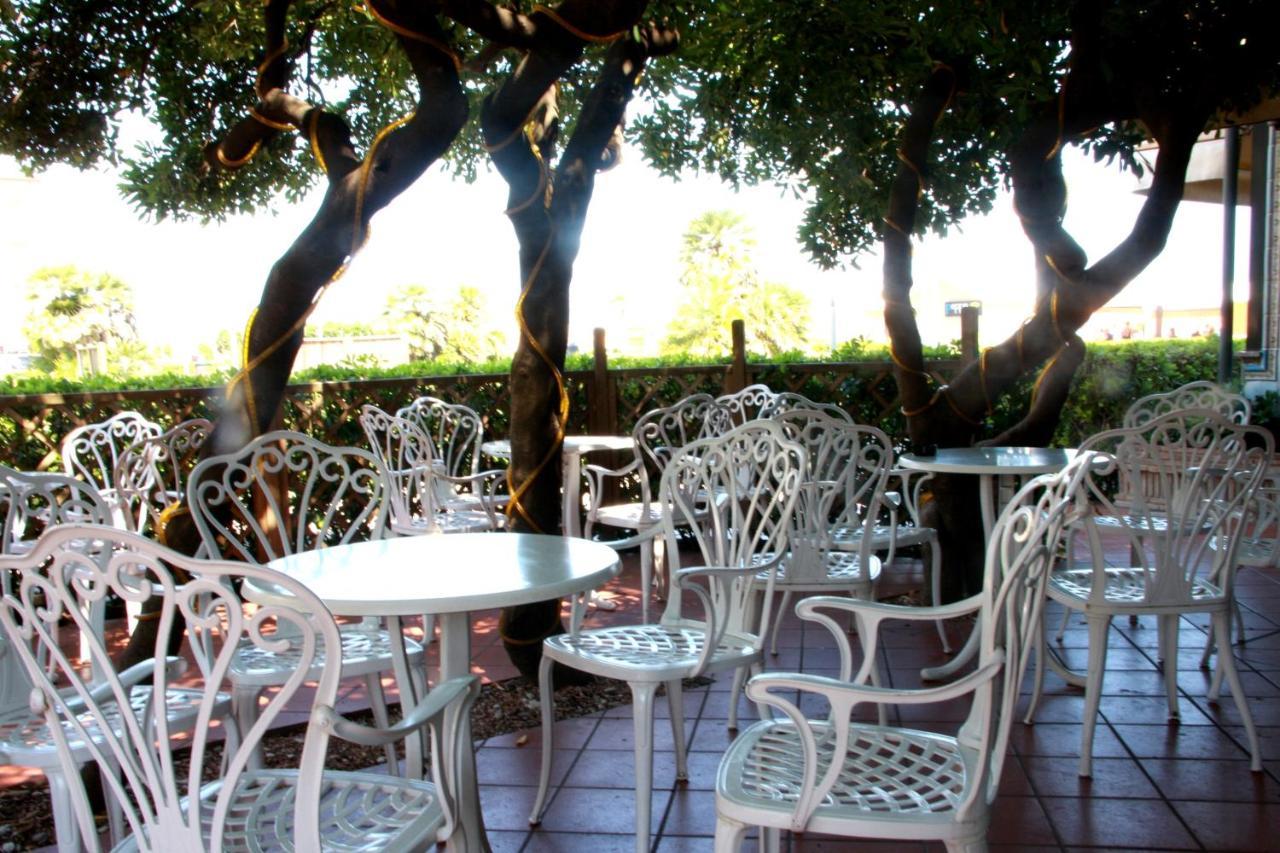 Hotel Angela Fano Exterior photo